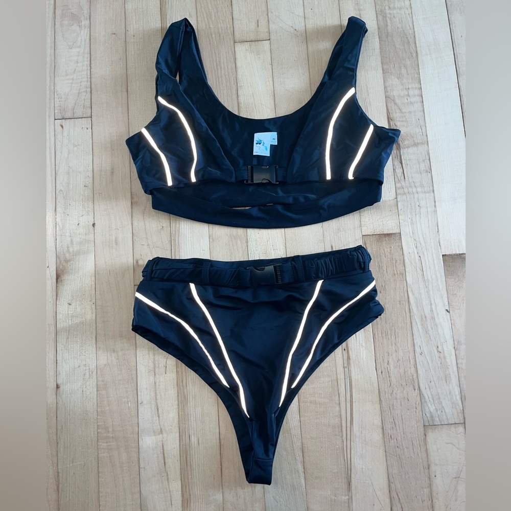 iHeartRaves 2 Piece Black Reflective Set Medium